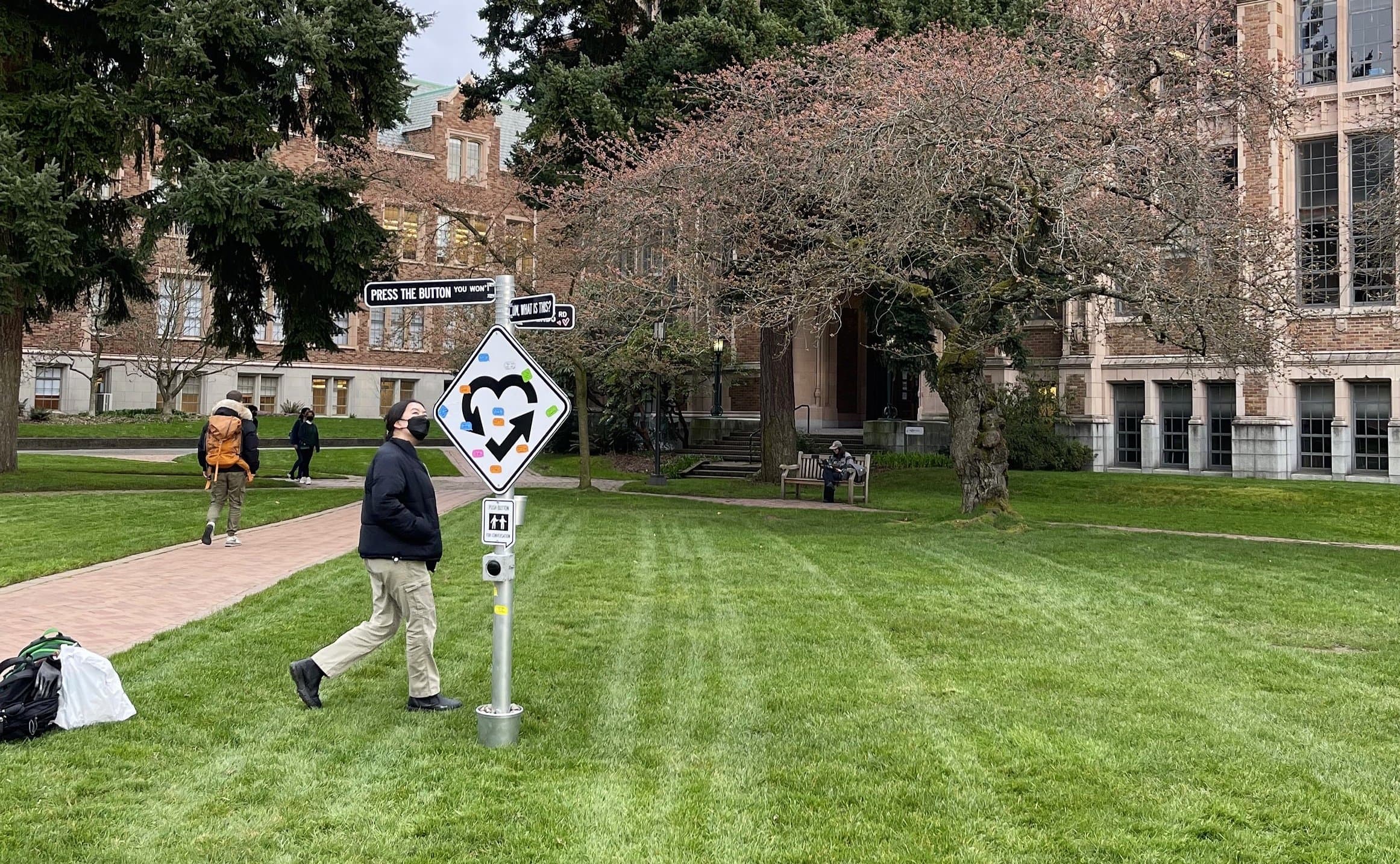 conversation ave in public